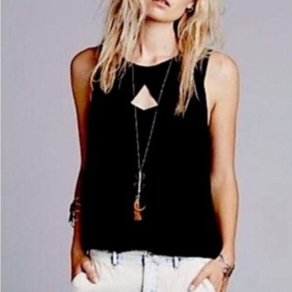 Free People Look Through Crinkle Sleeveless Top in Black | Size Medium - Picture 3 of 6